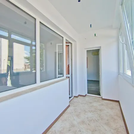 Dima's Ii Apartmán *